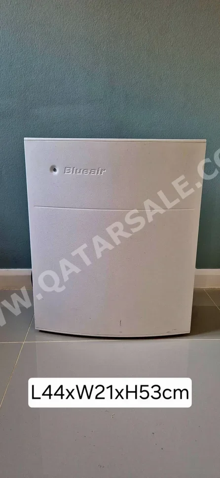 Air Purifiers & Therapy Devices - Blueair - White