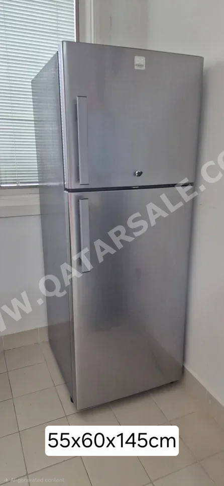 DAEWOO Top Freezer Refrigerator - Gray