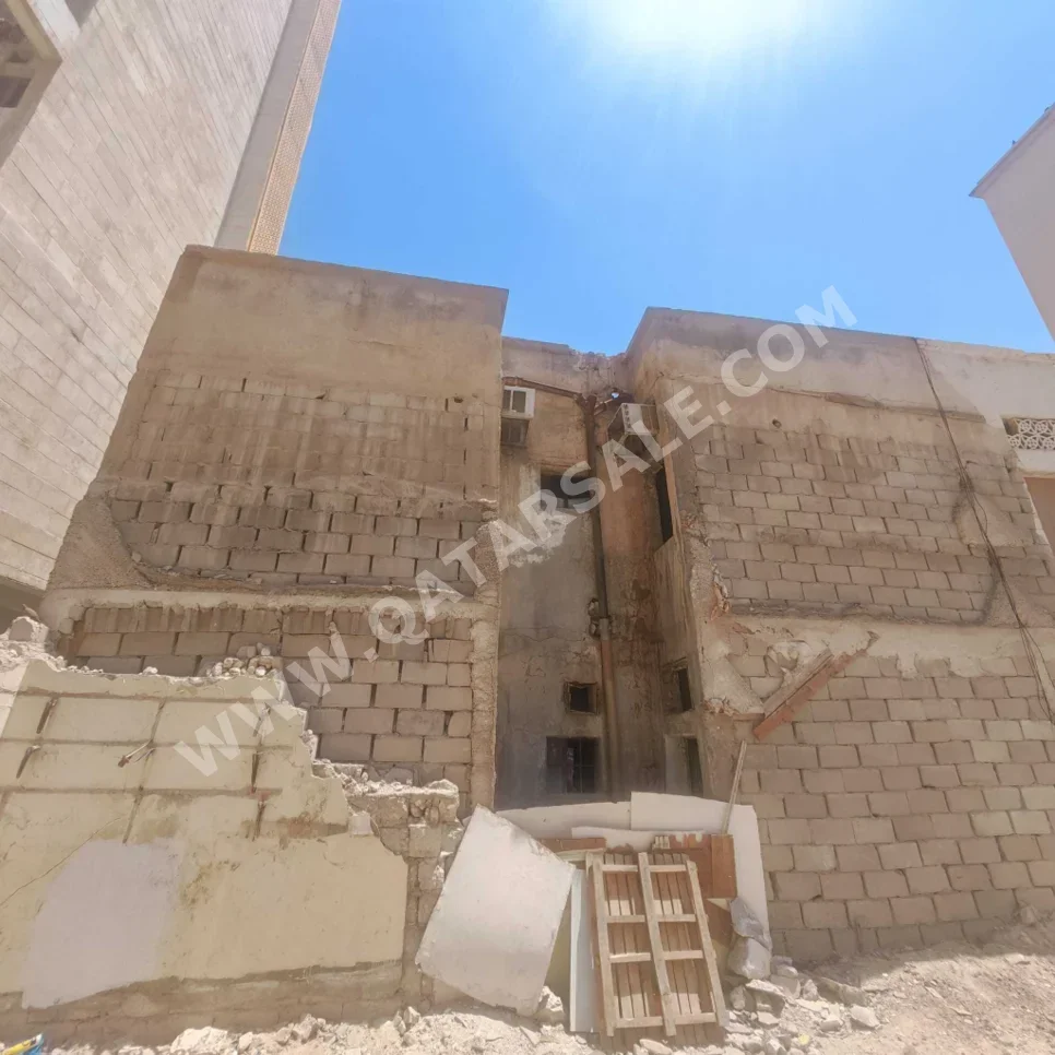 Lands For Sale in Doha - Al Ghanim -Area Size 109 Square Meter