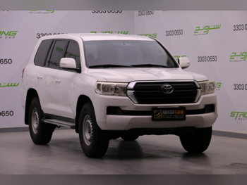 Toyota Land Cruiser G 2016 Automatic 347,000 Km 6 Cylinder Four Wheel Drive (4WD) SUV White