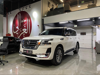 Nissan  Patrol  Platinum  2021  Automatic  120,000 Km  6 Cylinder  Four Wheel Drive (4WD)  SUV  White