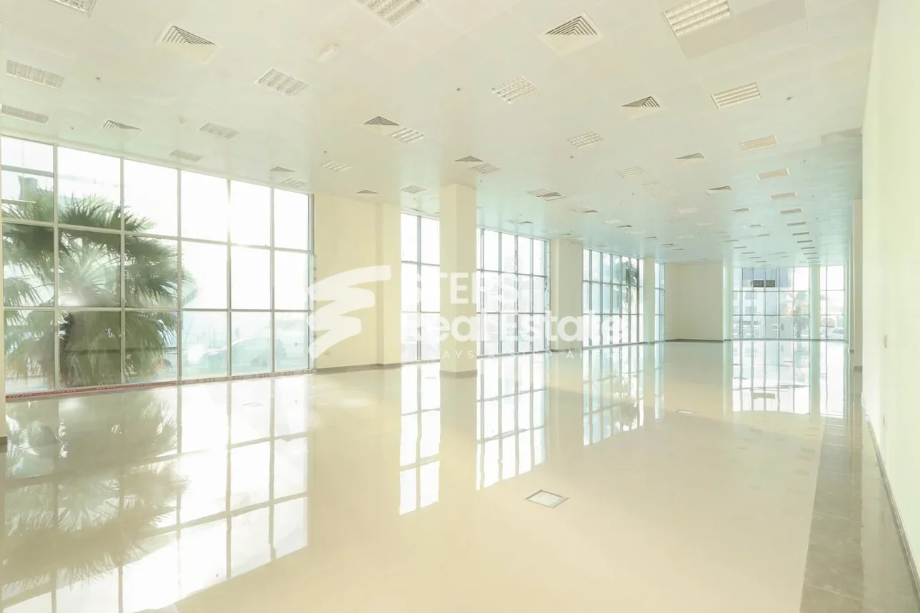 Commercial Offices - Not Furnished - Doha - Najma