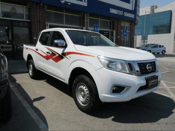 Nissan  Navara  SE  2020  Automatic  36,000 Km  4 Cylinder  Rear Wheel Drive (RWD)  Pick Up  White