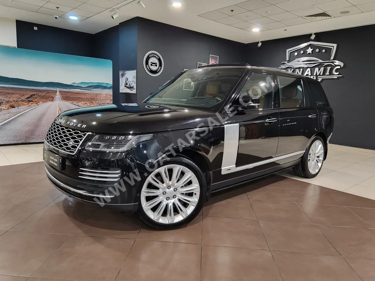Land Rover Range Rover Vogue 2020 Automatic 80,000 Km 8 Cylinder Four Wheel Drive (4WD) SUV Black