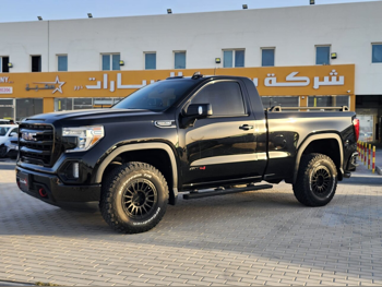 GMC  Sierra  AT4  2020  Automatic  155,000 Km  8 Cylinder  Four Wheel Drive (4WD)  Pick Up  Black