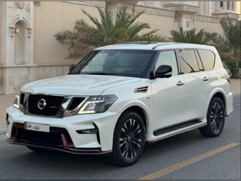 Nissan  Patrol  Nismo  2017  Automatic  200,000 Km  8 Cylinder  Four Wheel Drive (4WD)  SUV  White