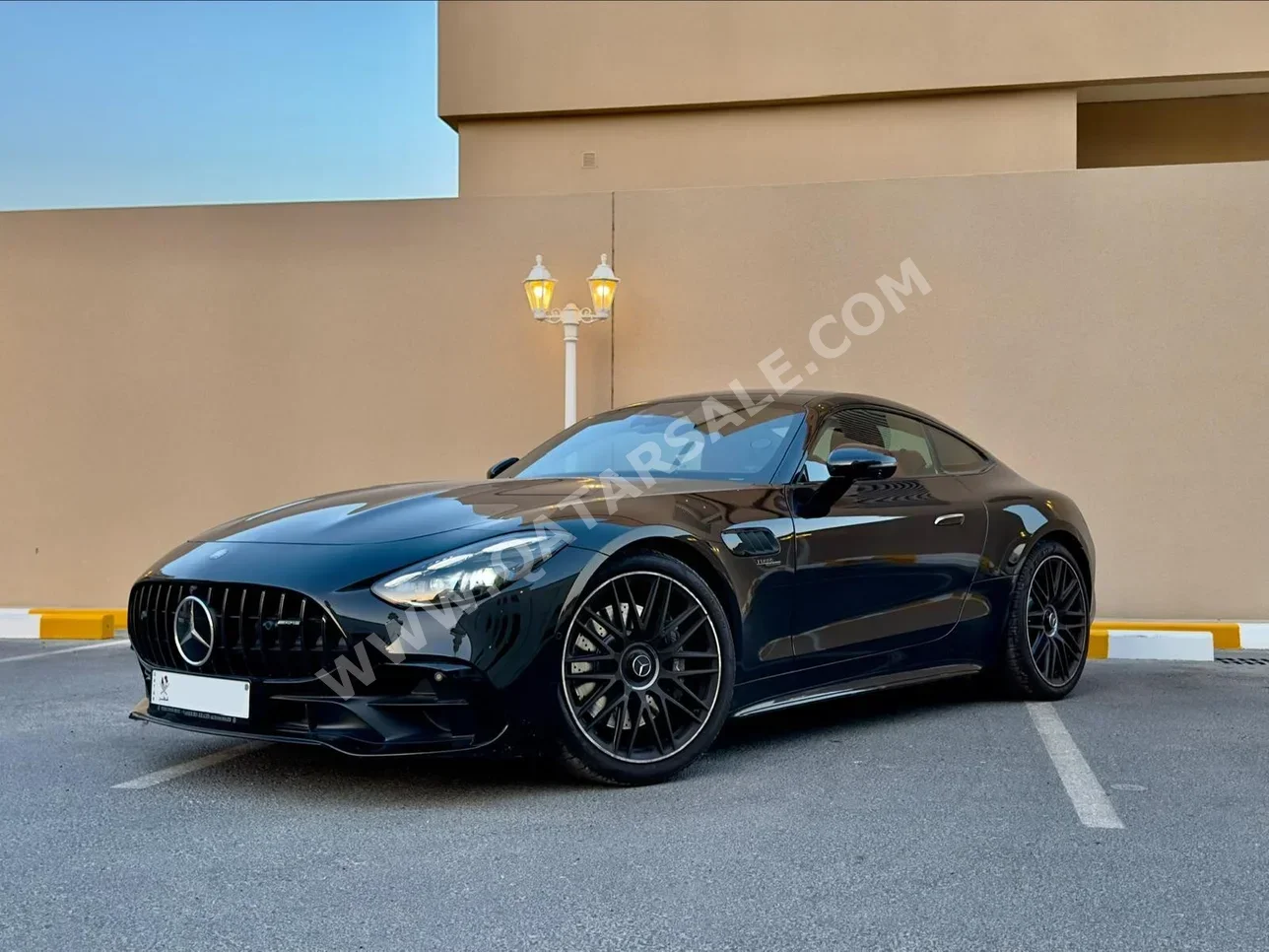 Mercedes-Benz GT 43 AMG 2025 Automatic 1,800 Km 6 Cylinder Rear Wheel Drive (RWD) Coupe / Sport Black With Warranty — image 1