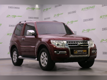 Mitsubishi  Pajero  2016  Automatic  88,000 Km  6 Cylinder  Four Wheel Drive (4WD)  SUV  Maroon