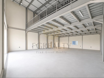 Warehouses & Stores - Al Khor - Al Khor -Area Size: 642 Square Meter