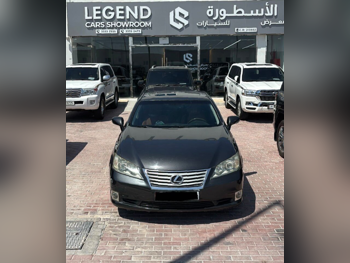 Lexus  ES  350  2010  Automatic  210,000 Km  6 Cylinder  Rear Wheel Drive (RWD)  Sedan  Gray