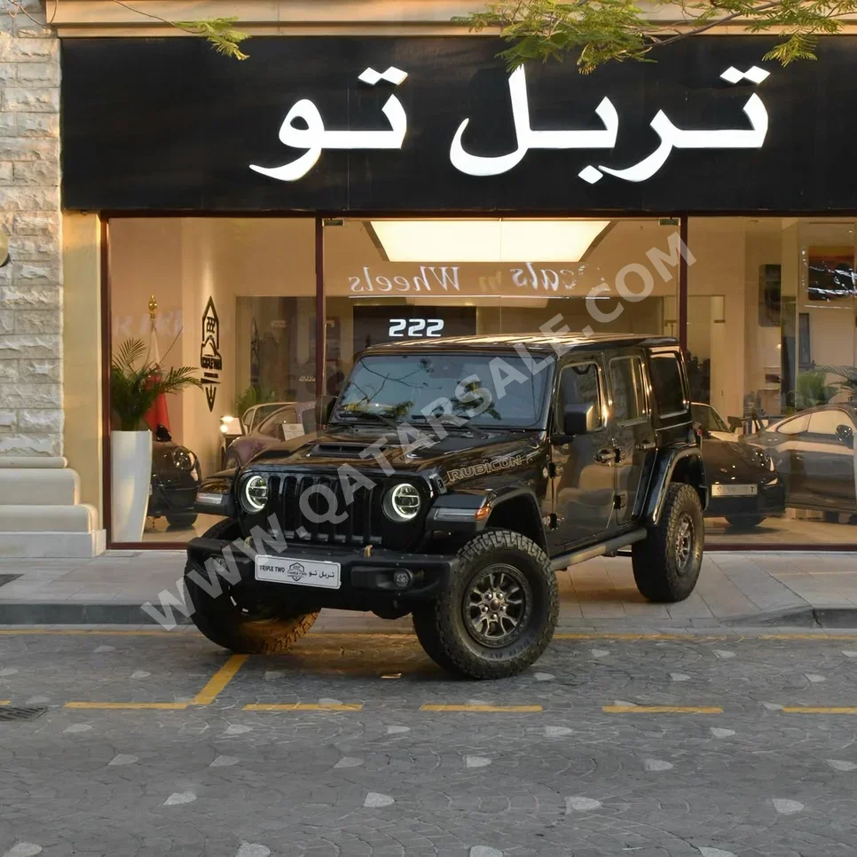 جييب رانجلار 392 روبيكون 2021 اوتوماتيك 34,168 كم 8 سلندر دفع رباعي اس يو في أسود