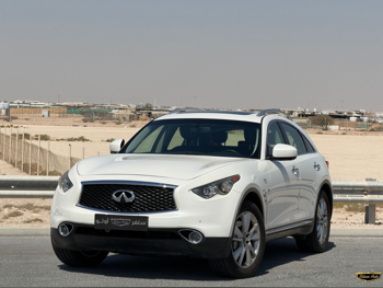 Infiniti  QX  70  2018  Automatic  115,000 Km  6 Cylinder  Four Wheel Drive (4WD)  SUV  White