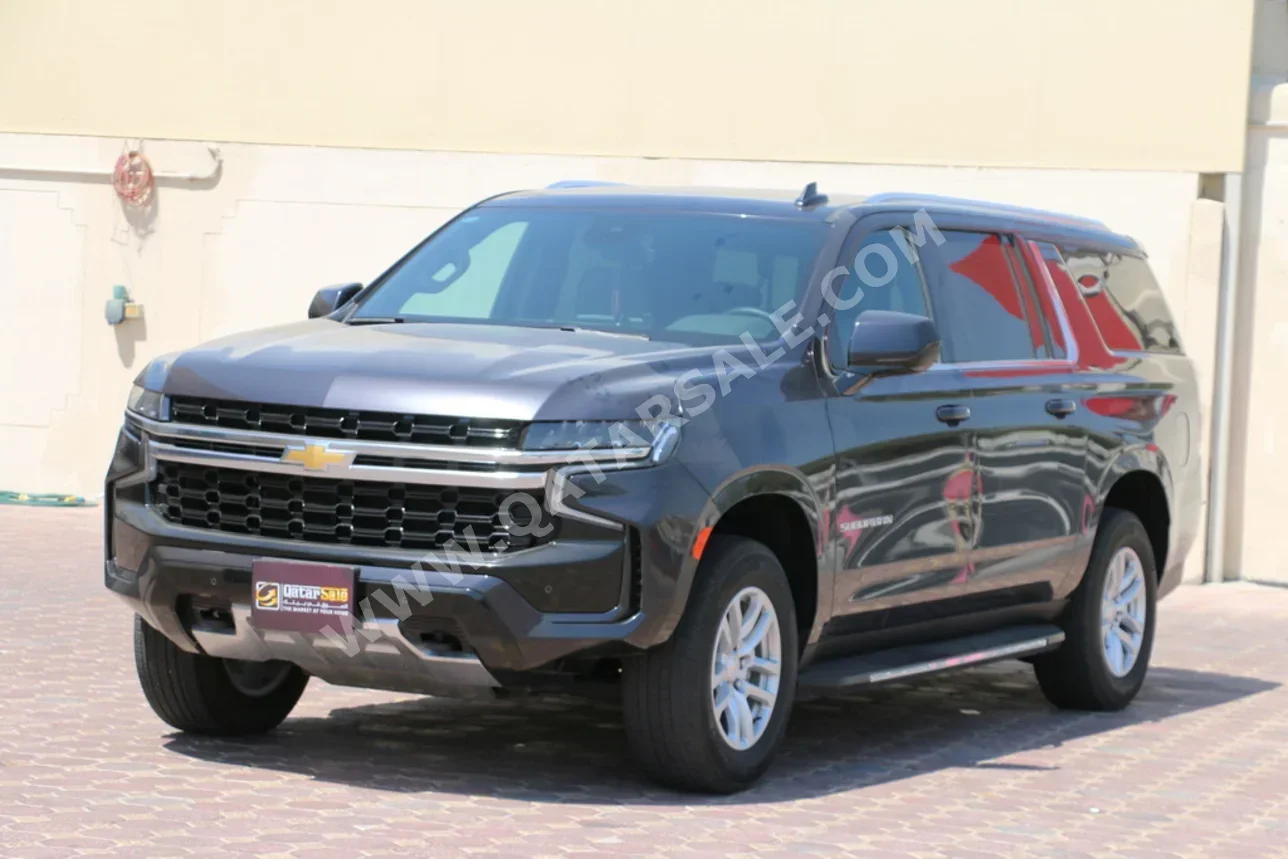 Chevrolet Suburban LT 2024 Automatic 22,000 Km 8 Cylinder Four Wheel Drive (4WD) SUV Gray With Warranty