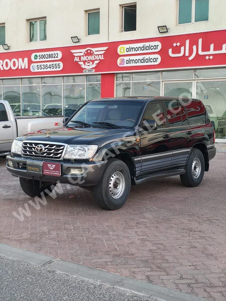 تويوتا لاند كروزر في اكس ار 2007 اوتوماتيك 400,000 كم 8 سلندر دفع رباعي اس يو في أسود