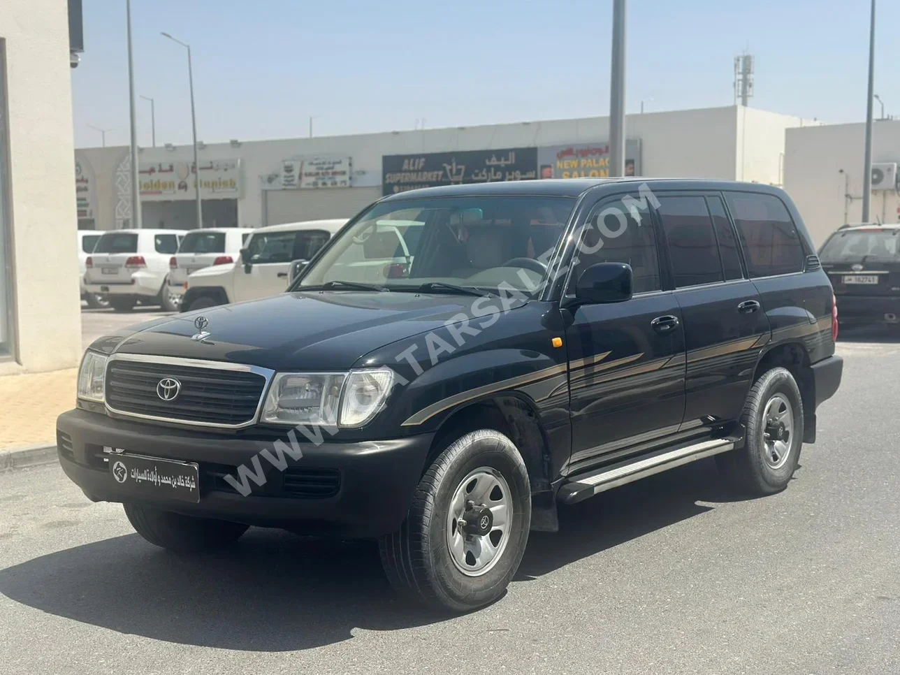 تويوتا لاند كروزر جي اكس 2002 اوتوماتيك 507,000 كم 6 سلندر دفع رباعي اس يو في أسود