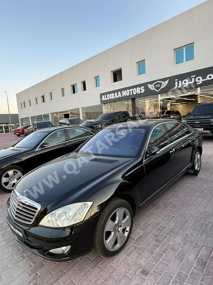 مرسيدس - بنز اس - كلاس 350 2008 اوتوماتيك 26,000 كم 6 سلندر دفع خلفي سيدان أسود