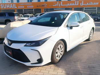 تويوتا  كورولا  اكس ال اي  2023  اوتوماتيك  206,000 كم  4 سلندر  سحب امامي  سيدان  أبيض