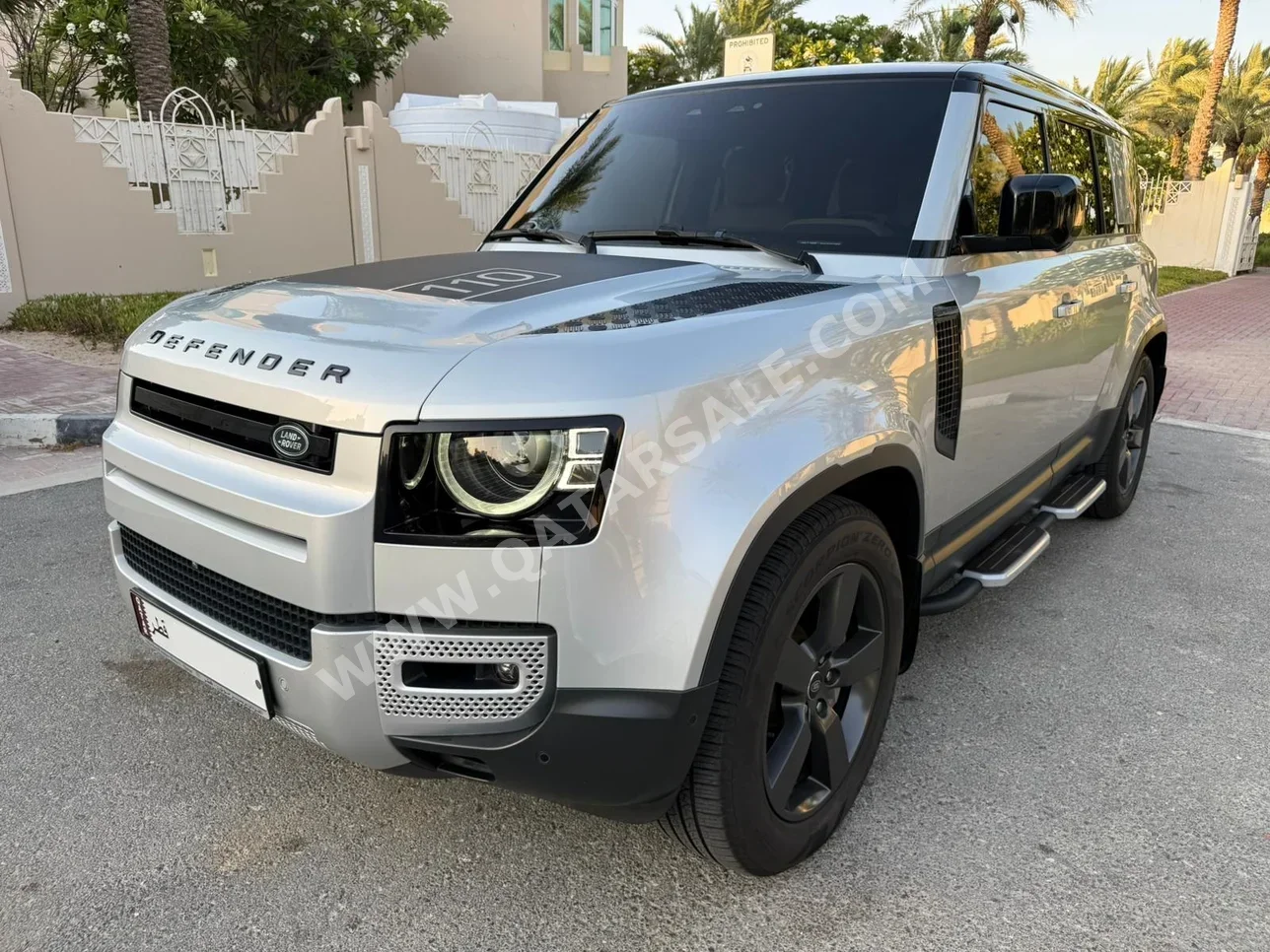 لاند روفر ديفيندر 110 اتش اس اي 2023 اوتوماتيك 56,000 كم 6 سلندر دفع رباعي اس يو في فضي تحت الضمان