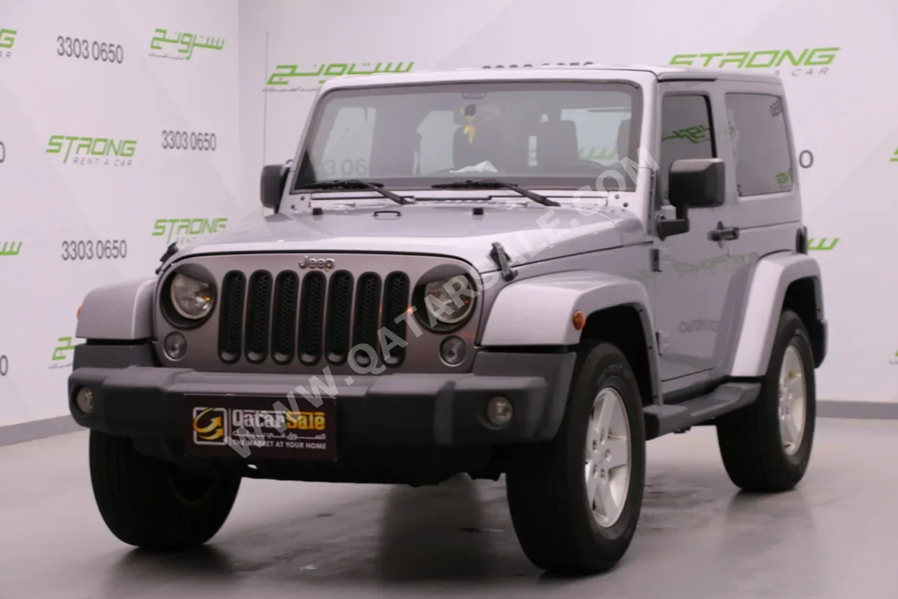 Jeep Wrangler 2014 Automatic 182,000 Km 6 Cylinder Four Wheel Drive (4WD) SUV Silver