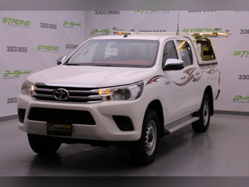 Toyota  Hilux  2026  Automatic  5,000 Km  4 Cylinder  Four Wheel Drive (4WD)  Pick Up  White  With Warranty