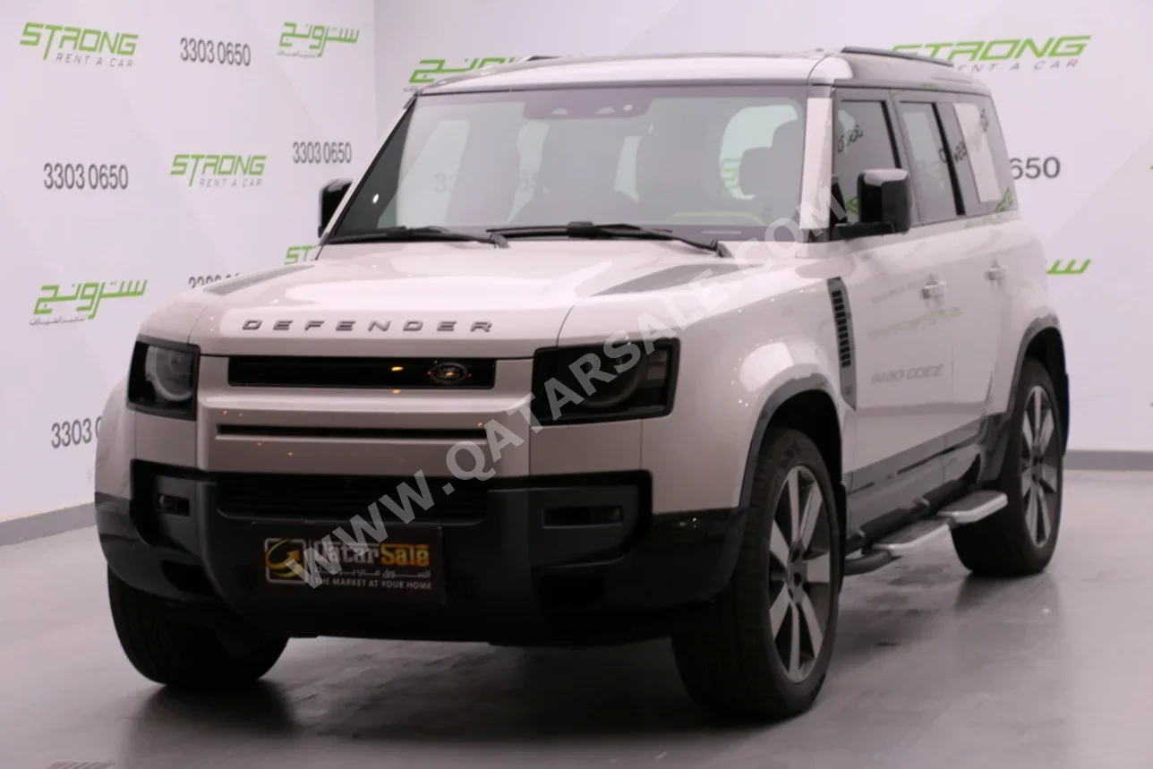 Land Rover Defender 110 HSE 2026 Automatic 1,900 Km 6 Cylinder Four Wheel Drive (4WD) SUV Gray Nardo With Warranty
