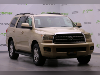Toyota Sequoia 2016 Automatic 167,000 Km 8 Cylinder Four Wheel Drive (4WD) SUV Gold