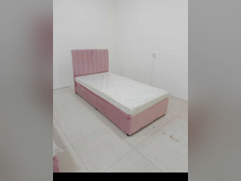 Beds - Lifestyle - Single - Pink - Mattress Included