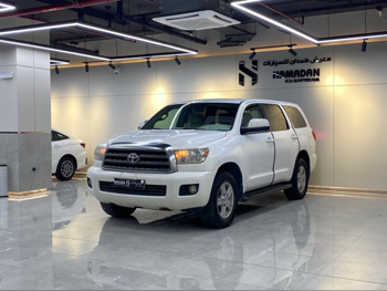 Toyota Sequoia SR5 2014 Automatic 282,000 Km 8 Cylinder Four Wheel Drive (4WD) SUV White