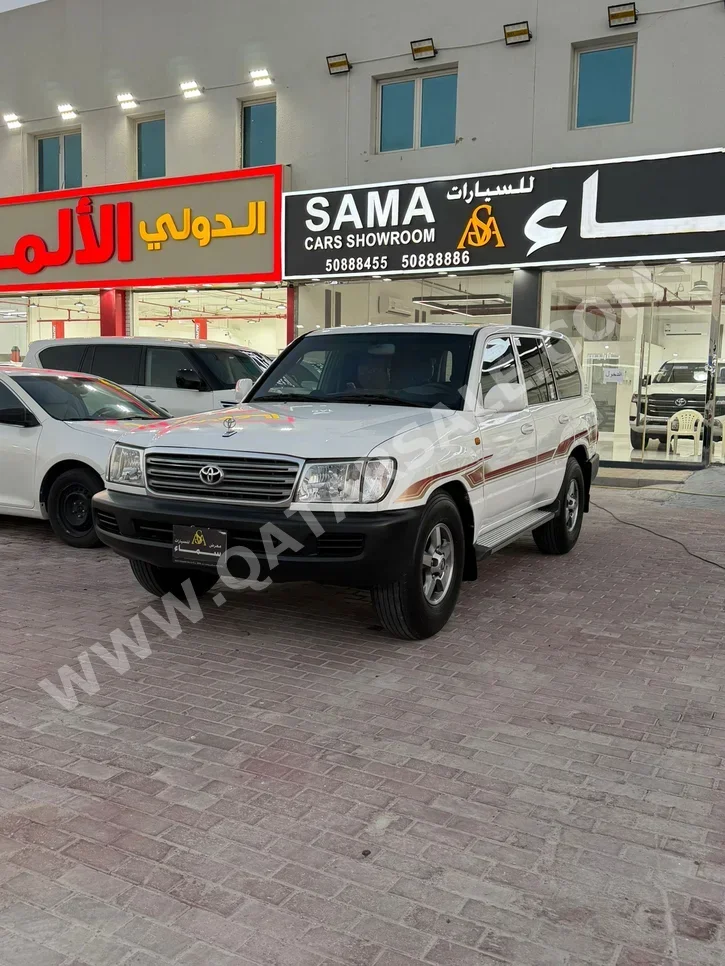 Toyota  Land Cruiser  GX  2004  Manual  420,000 Km  6 Cylinder  Four Wheel Drive (4WD)  SUV  White