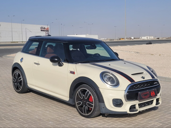 Mini  Cooper  Works  2020  Automatic  58,000 Km  4 Cylinder  Rear Wheel Drive (RWD)  Hatchback  White