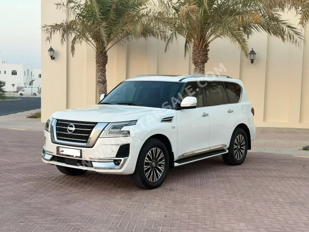 نيسان  باترول  تيتانيوم  2021  اوتوماتيك  155,000 كم  6 سلندر  دفع رباعي  اس يو في  أبيض
