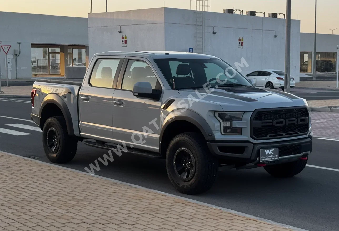 Ford Raptor SVT 2017 Automatic 250,000 Km 6 Cylinder Four Wheel Drive (4WD) Pick Up Silver