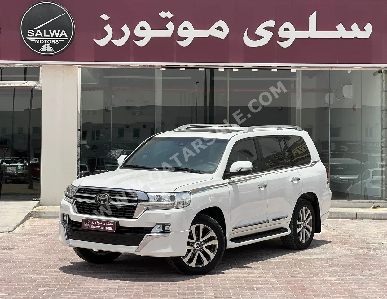 Toyota Land Cruiser VXS 2019 Automatic 179,000 Km 8 Cylinder Four Wheel Drive (4WD) SUV White