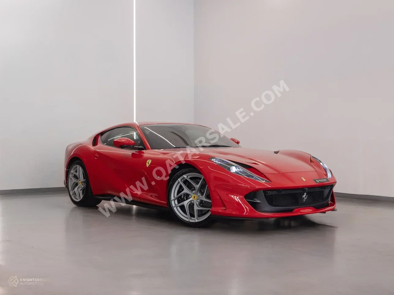 فيراري 812 سوبر فاست 2020 اوتوماتيك 19,500 كم 12 سلندر دفع خلفي كوبيه \ سبورت أحمر