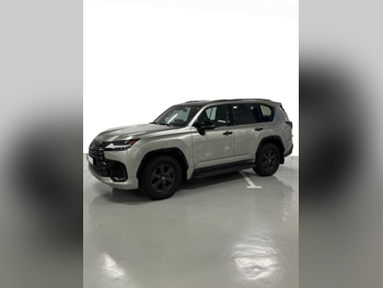 Lexus  LX  600 Overtrail  2025  Automatic  19,000 Km  6 Cylinder  Four Wheel Drive (4WD)  SUV  Silver  With Warranty