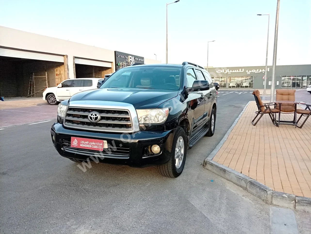 تويوتا سكويا اس ار 5 2013 اوتوماتيك 353,000 كم 8 سلندر دفع رباعي اس يو في أسود