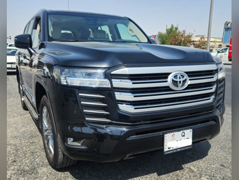 Toyota  Land Cruiser  GXR  2026  Automatic  4,500 Km  6 Cylinder  Four Wheel Drive (4WD)  SUV  Black  With Warranty