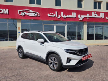 جيلي  اوكافانكو  2022  اوتوماتيك  66,000 كم  4 سلندر  دفع كلي مستمر  اس يو في  أبيض