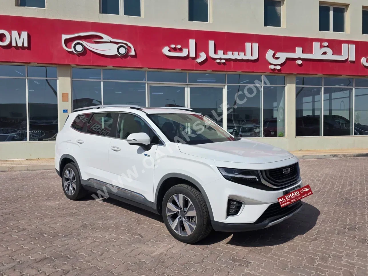 جيلي اوكافانكو 2022 اوتوماتيك 66,000 كم 4 سلندر دفع كلي مستمر اس يو في أبيض