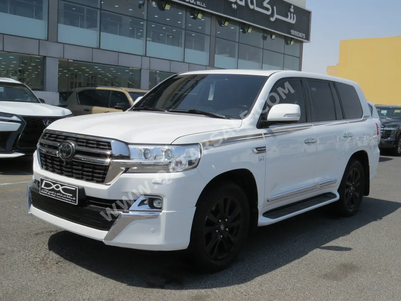 Toyota Land Cruiser VXR 2021 Automatic 128,000 Km 8 Cylinder Four Wheel Drive (4WD) SUV White