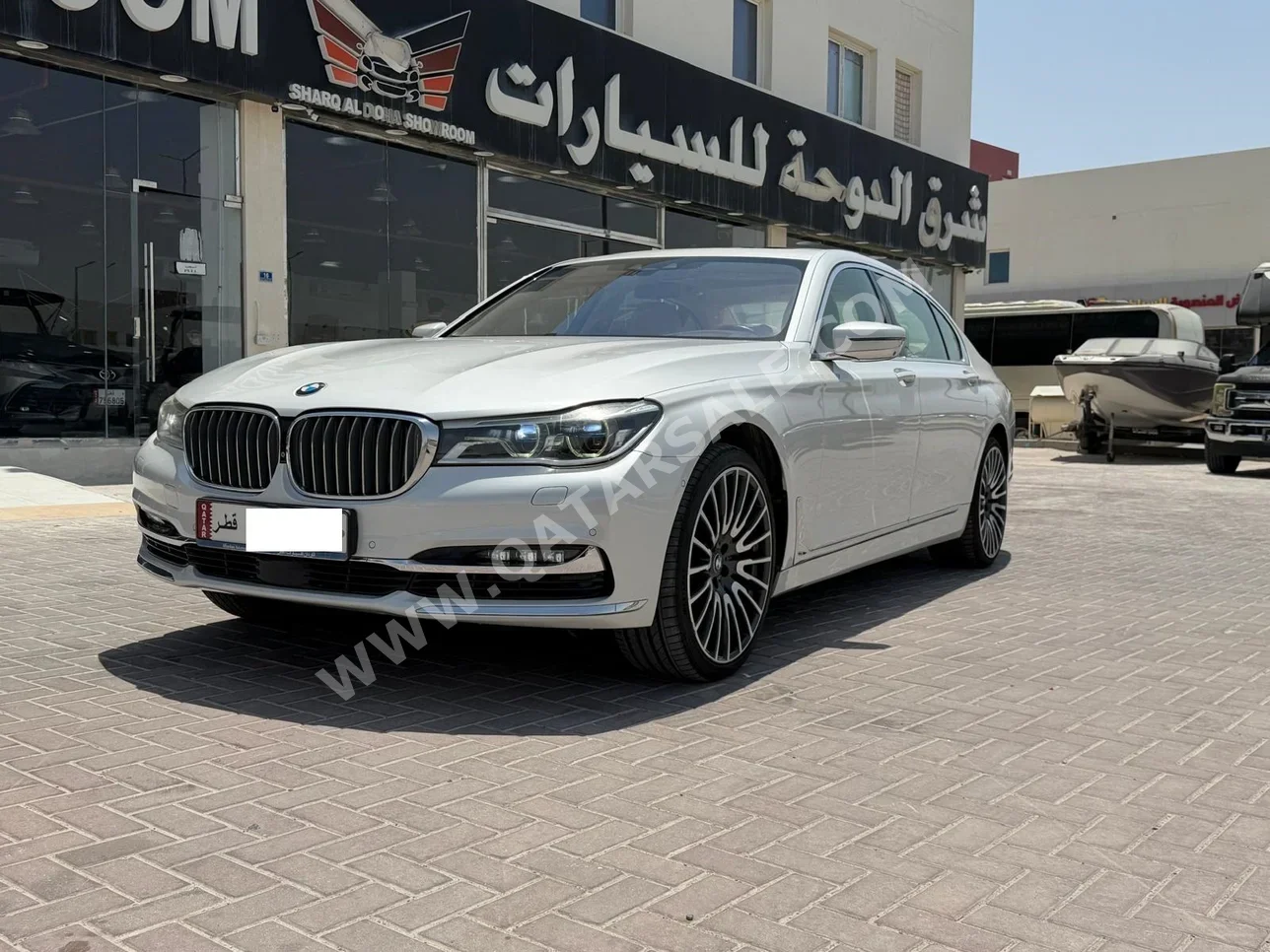 بي ام دبليو  الفئة - السابعة  750 Li  2016  اوتوماتيك  105,000 كم  8 سلندر  دفع خلفي  سيدان  أبيض