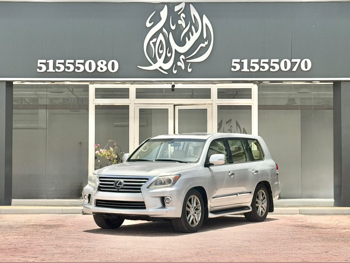 لكزس  ال اكس  570  2012  اوتوماتيك  334,000 كم  8 سلندر  دفع رباعي  اس يو في  فضي