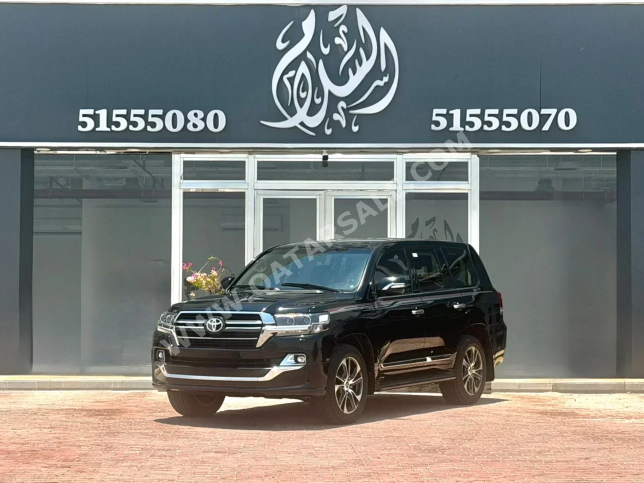 Toyota Land Cruiser GXR- Grand Touring 2020 Automatic 42,000 Km 8 Cylinder Four Wheel Drive (4WD) SUV Black