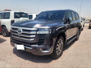 Toyota  Land Cruiser  GXR Twin Turbo  2022  Automatic  98,000 Km  6 Cylinder  Four Wheel Drive (4WD)  SUV  Gray