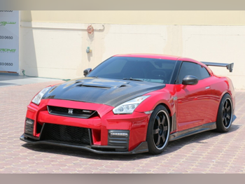 Nissan GT-R Nismo 2013 Automatic 148,000 Km 6 Cylinder Rear Wheel Drive (RWD) Coupe / Sport Red