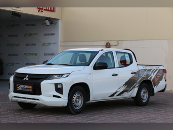 Mitsubishi L 200 Diesel 2020 Manual 270,000 Km 4 Cylinder Front Wheel Drive (FWD) Pick Up White