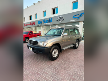 Toyota  Land Cruiser  GX  2002  Manual  514,000 Km  6 Cylinder  Four Wheel Drive (4WD)  SUV  Silver