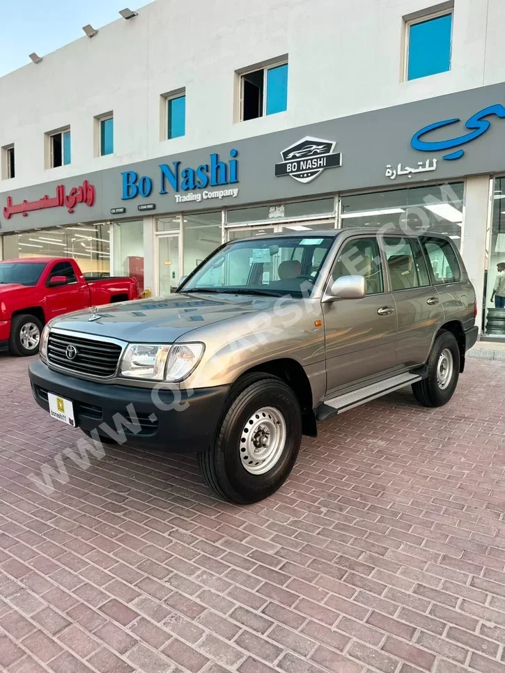 Toyota Land Cruiser GX 2002 Manual 514,000 Km 6 Cylinder Four Wheel Drive (4WD) SUV Silver