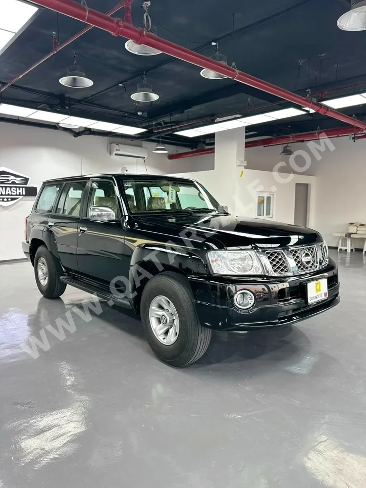 Nissan Patrol Safari 2007 Manual 22,000 Km 6 Cylinder Four Wheel Drive (4WD) SUV Black