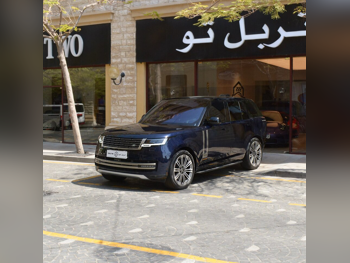 لاند روفر رنج روفر فوج اتش اس اي 2023 اوتوماتيك 34,820 كم 6 سلندر دفع رباعي اس يو في أزرق غامق تحت الضمان